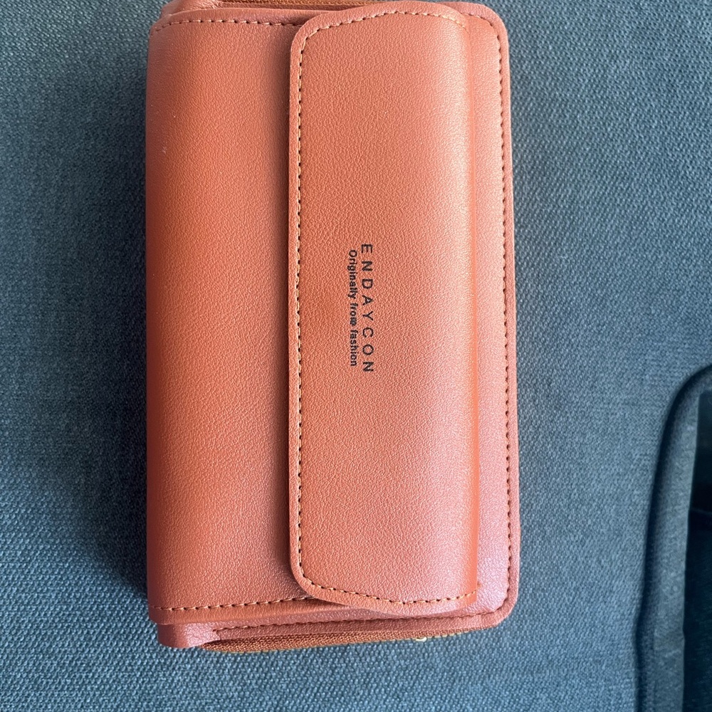 Women's Tan Crossbody Bag